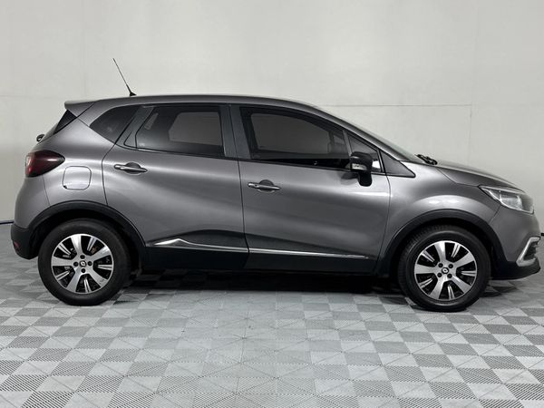 2019-Renault-Captur-900T-Blaze-66kW image:17