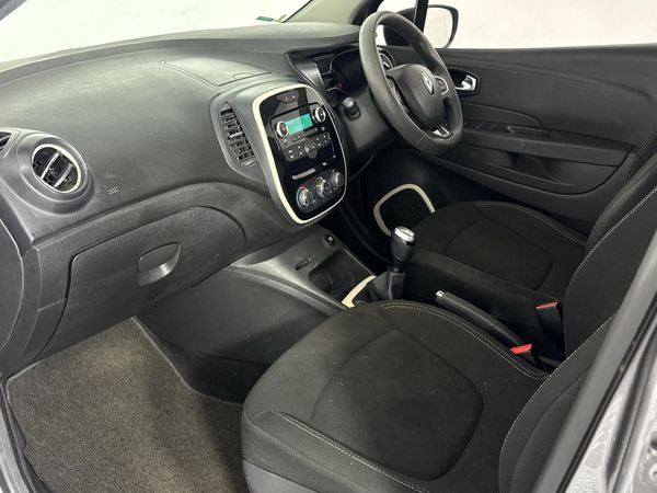 2019-Renault-Captur-900T-Blaze-66kW image:8