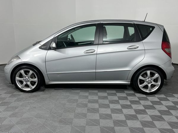 2012-Mercedes-Benz-A-Class-A-180-CDI-Avantgarde-Auto image:19