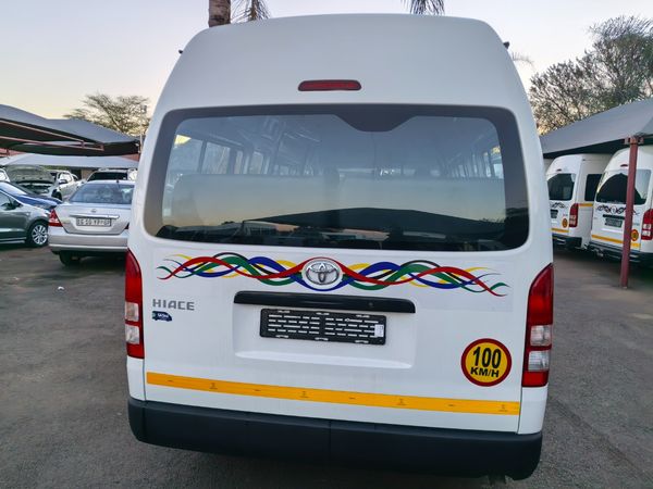 2019-Toyota-Quantum-27-Sesfikile-16-seater-VVTI image:5