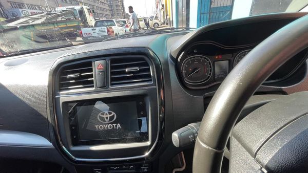 2021-Toyota-Urban-Cruiser-15-Xs-Auto image:8