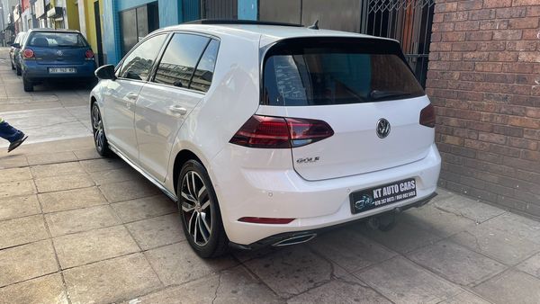 2019-Volkswagen-Golf-VII-14-TSI-Comfortline-Auto image:11