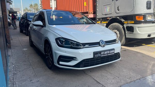 2019-Volkswagen-Golf-VII-14-TSI-Comfortline-Auto image:2