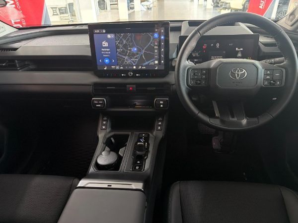 2026-Toyota-RAV4-25-VX-Hybrid-CVT-Auto-E-Four image:5