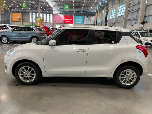 2020-Suzuki-Swift-12-GLX-Auto image:5
