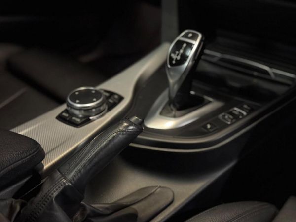 2016-BMW-3-Series-340i-M-Sport-Auto image:16