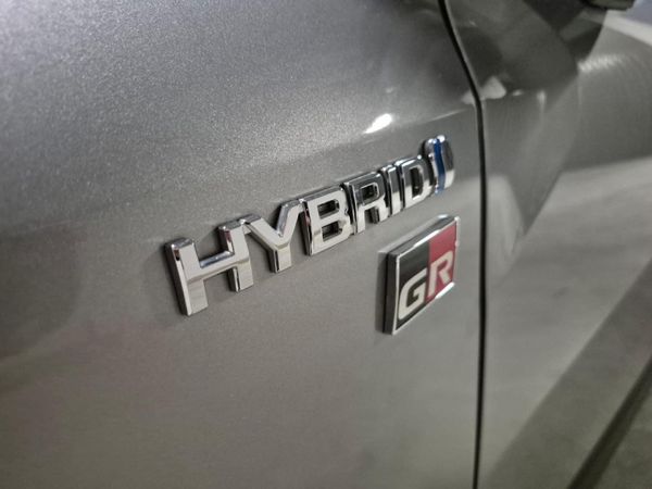 2024-Toyota-Corolla-Cross-18-GR-S-Hybrid image:8