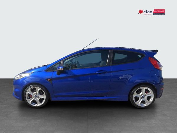 2014-Ford-Fiesta-ST-16-EcoBoost-GDTi image:4