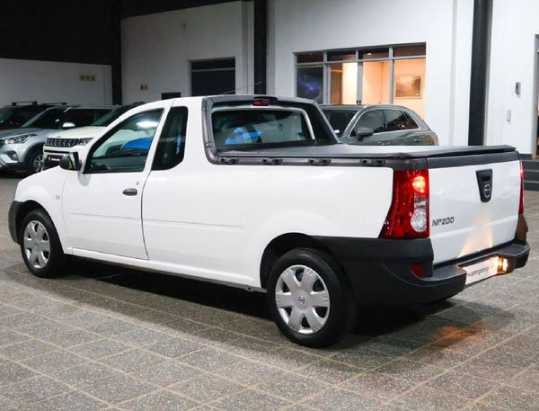 2024-Nissan-NP200-16-AC-Safety-Pack image:16
