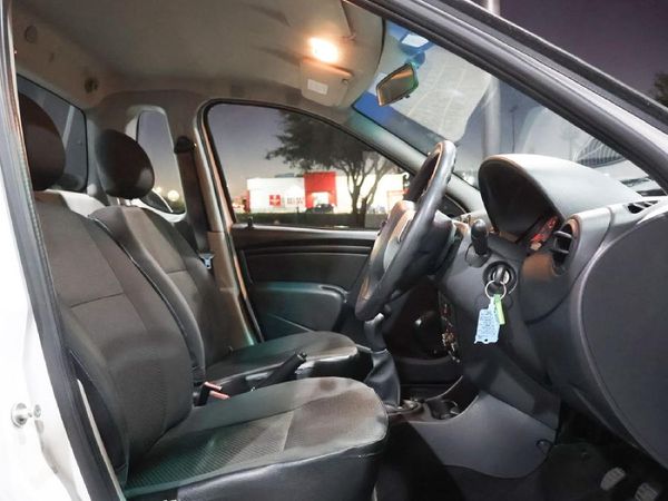 2024-Nissan-NP200-16-AC-Safety-Pack image:20