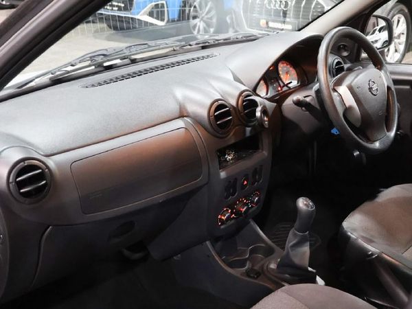 2024-Nissan-NP200-16-AC-Safety-Pack image:22