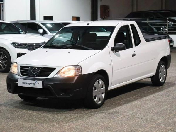 2024-Nissan-NP200-16-AC-Safety-Pack image:6