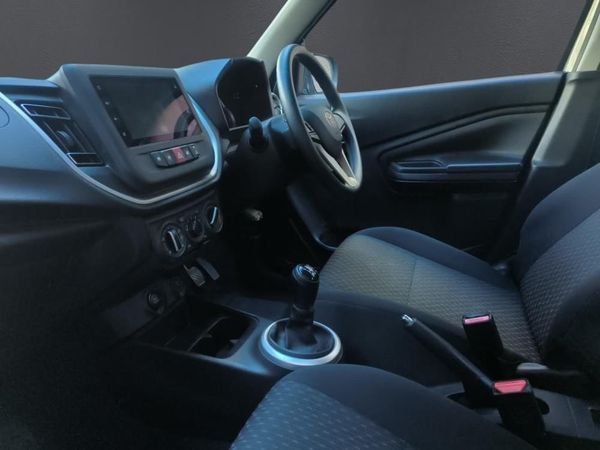 2025-Toyota-Vitz-10-XR image:14