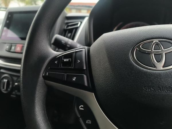 2025-Toyota-Vitz-10-XR image:15