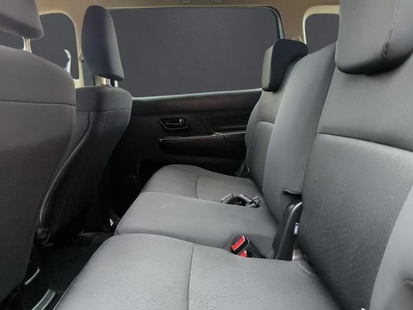 2023-Suzuki-Ertiga-15-GA image:12