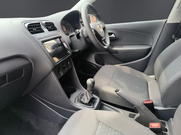 2025-Volkswagen-Polo-Vivo-14 image:14