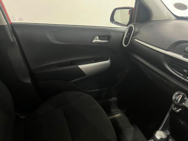 2022-Kia-Picanto-10-Street-Auto image:17