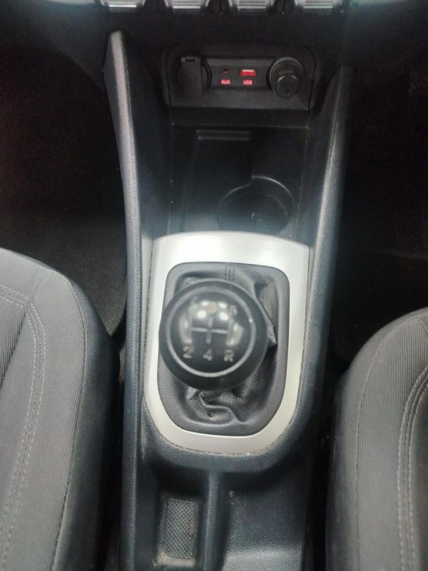2017-Kia-Rio-12-5-dr image:19