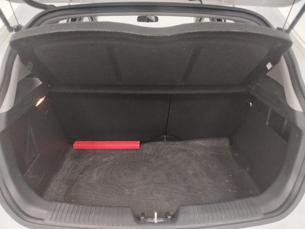 2017-Kia-Rio-12-5-dr image:24