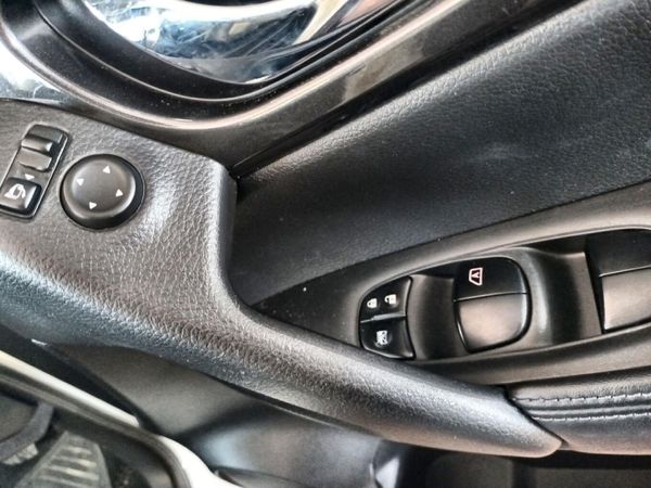 2019-Nissan-X-Trail-25-Tekna-4x4-Auto-7-seat image:21