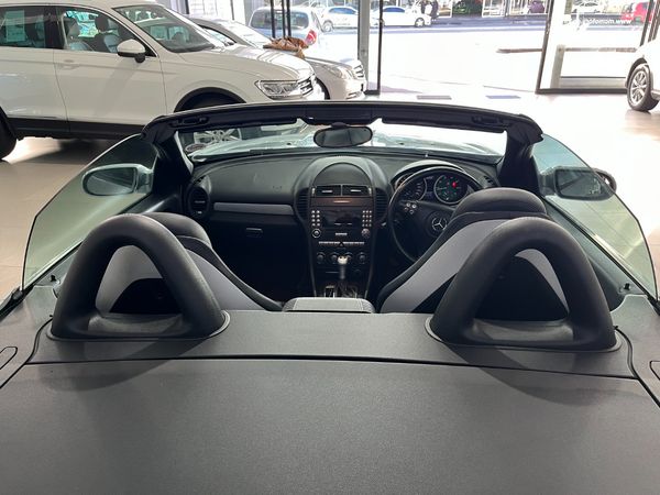2007-Mercedes-Benz-SLK-200-Kompressor-Auto image:10
