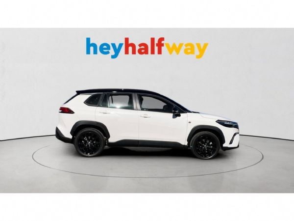 2025-Toyota-Corolla-Cross-18-GR-S image:3