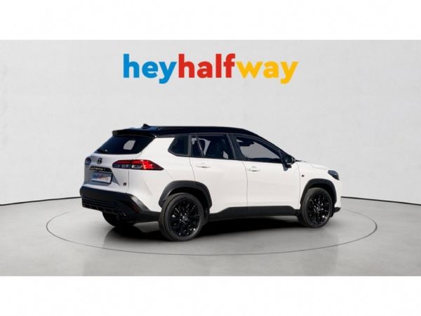 2025-Toyota-Corolla-Cross-18-GR-S image:5