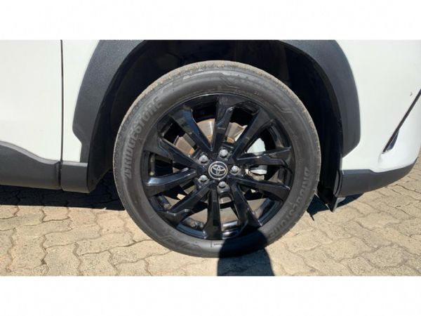 2025-Toyota-Corolla-Cross-18-GR-S image:6