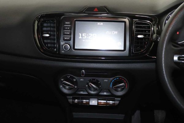 2025-Kia-Pegas-14-LX image:10