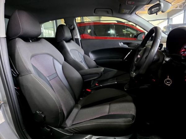 2015-Audi-A1-14-TFSI-3-dr-Attraction-Auto image:25