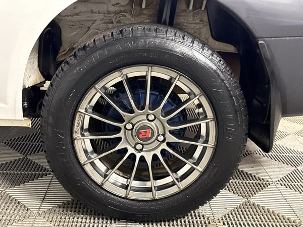 2021-Nissan-NP200-16 image:4