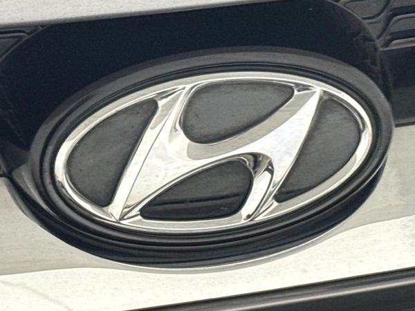 2015-Hyundai-ix35-20-Executive image:11
