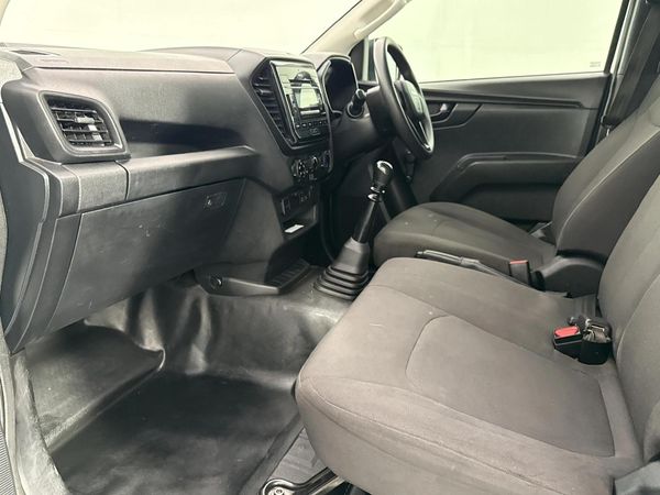 2022-Isuzu-D-Max-19-DDI-HR-Single-Cab image:6