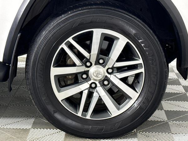 2020-Toyota-Fortuner-28-GD-6-Epic-Auto image:5