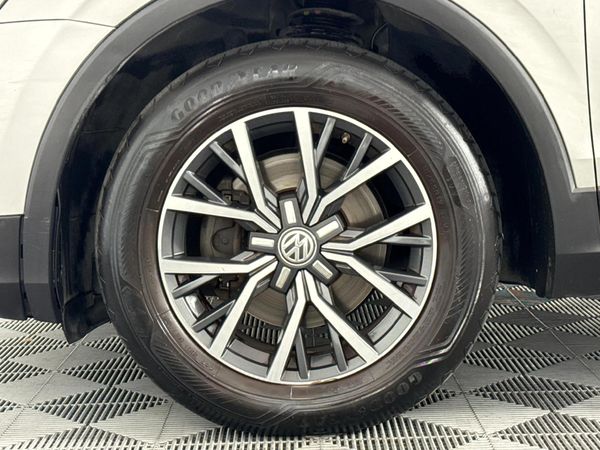 2017-Volkswagen-Tiguan-14-TSI-Comfortline-92kW image:4