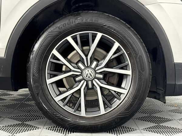 2017-Volkswagen-Tiguan-14-TSI-Comfortline-92kW image:5