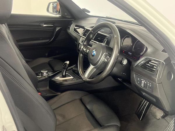 2019-BMW-1-Series-118i-5-dr-Edition-Sport-Line-Shadow-Auto image:9