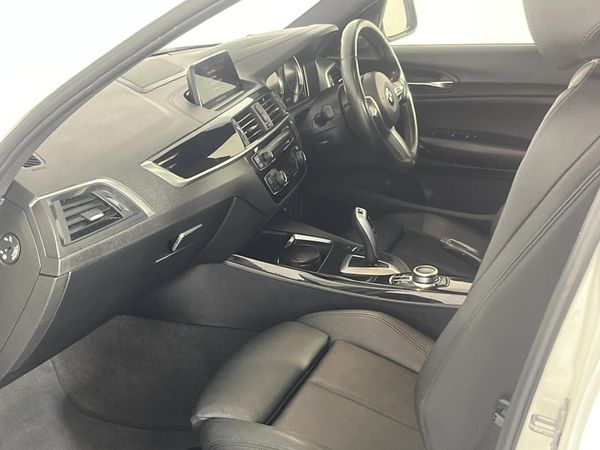 2019-BMW-1-Series-118i-5-dr-Edition-Sport-Line-Shadow-Auto image:8