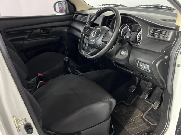 2025-Suzuki-Ertiga-15-GA image:9