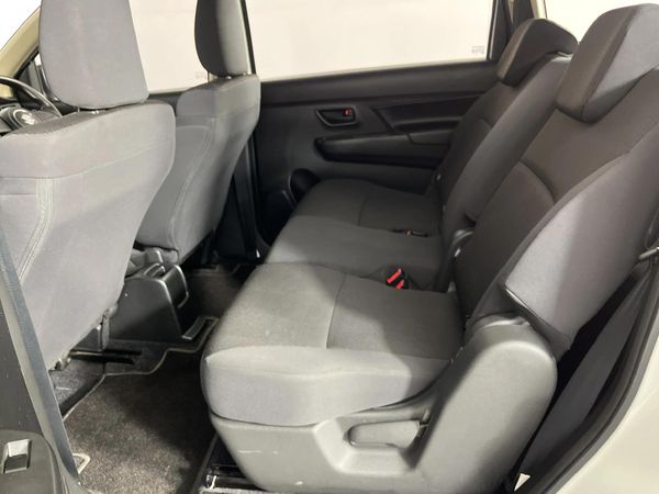2025-Suzuki-Ertiga-15-GA image:3