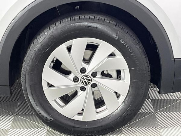 2025-Volkswagen-T-Cross-10-TSI-Auto image:4