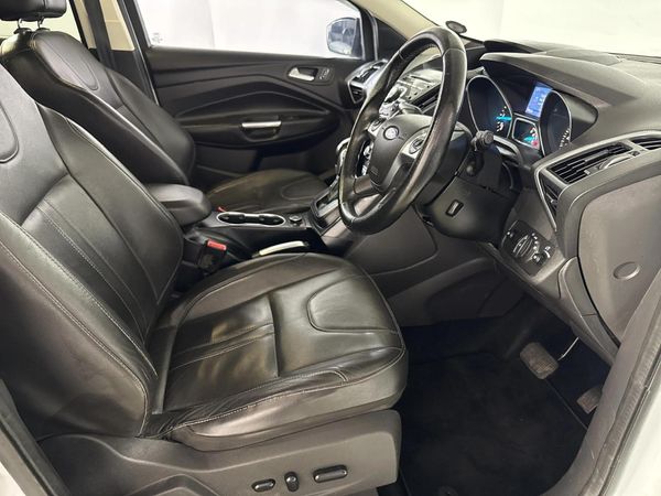 2014-Ford-Kuga-20-TDCi-Titanium-AWD-Auto image:9