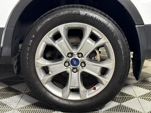 2014-Ford-Kuga-20-TDCi-Titanium-AWD-Auto image:6
