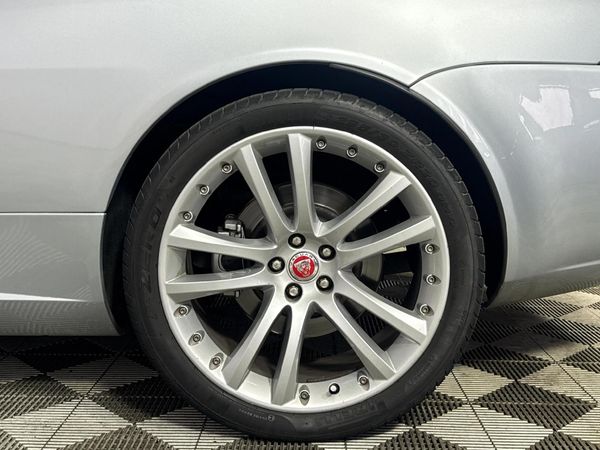 2007-Jaguar-XK-Convertible-Luxury image:5