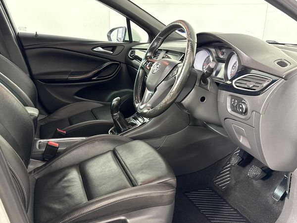 2017-Opel-Astra-16T-Sport-Plus-5-dr image:9