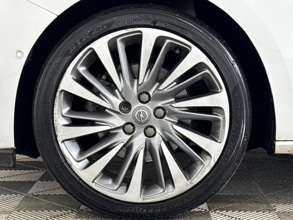 2017-Opel-Astra-16T-Sport-Plus-5-dr image:4