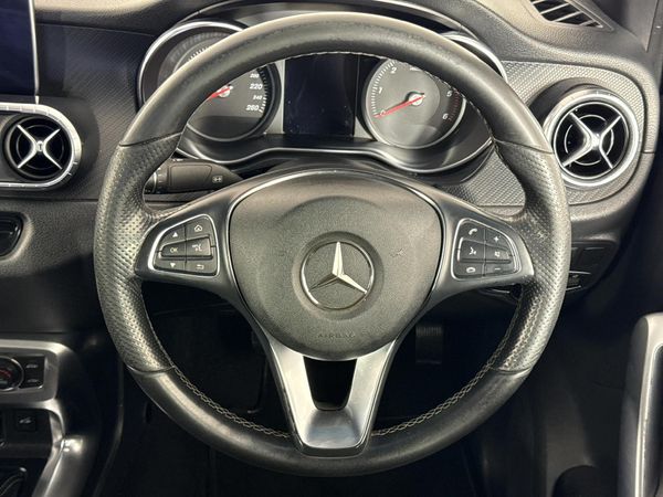2020-Mercedes-Benz-X-Class-X220d-Progressive image:12