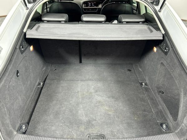 2012-Audi-A5-Sportback-30-TDI-quattro-Auto image:14