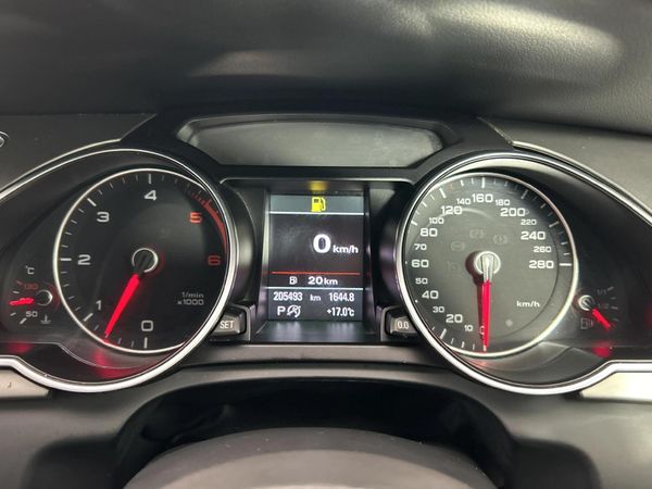 2012-Audi-A5-Sportback-30-TDI-quattro-Auto image:2