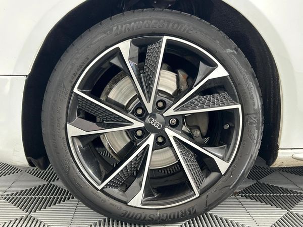 2012-Audi-A5-Sportback-30-TDI-quattro-Auto image:4